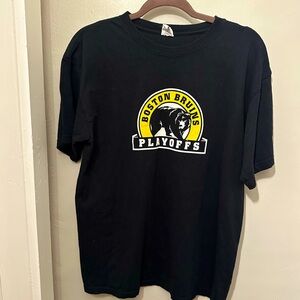 2011s Boston Bruins Old Time Hockey Graphic Tee L